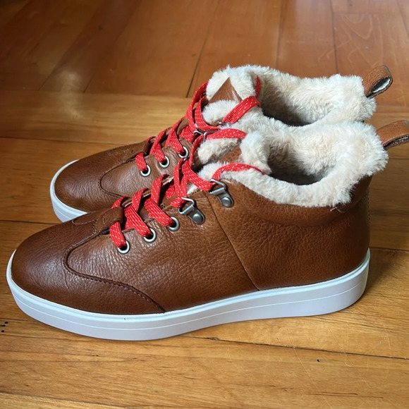 CLARKS - WOMENS HERO HIKER BOOTS Size 7.5 NWOT - Picture 2 of 7